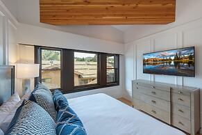 Penthouse Silver Lake Village by Luxury Mountain Destinations