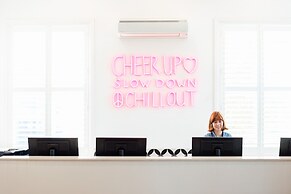 The Surf House - Hostel