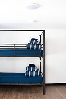 The Surf House - Hostel