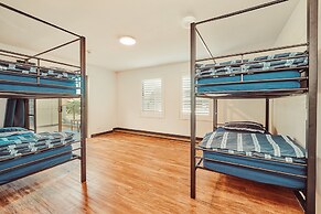 The Surf House - Hostel