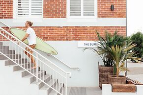 The Surf House - Hostel