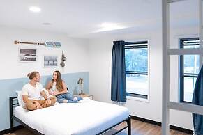 The Surf House - Hostel