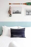 The Surf House - Hostel