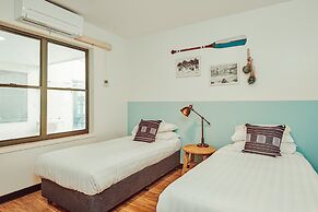 The Surf House - Hostel
