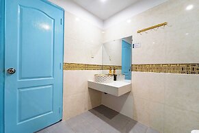 Collection O District Tan Binh Near Airport Formerly Joy Inn