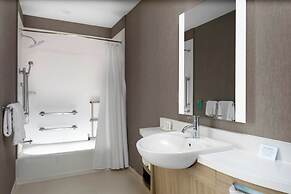 SpringHill Suites Kansas City Airport