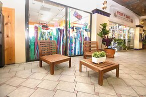 341 APT Hollywood Beach