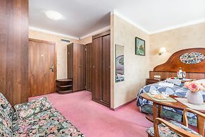 Apartamenty Awangardia Kasprowicza by Renters