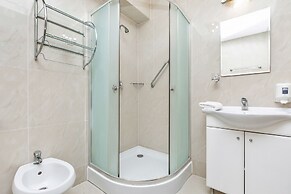 Apartamenty Awangardia Kasprowicza by Renters