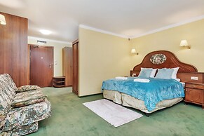 Apartamenty Awangardia Kasprowicza by Renters