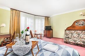 Apartamenty Awangardia Kasprowicza by Renters