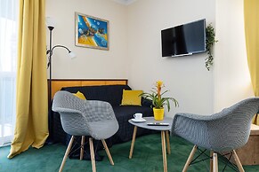 Apartamenty Awangardia Kasprowicza by Renters