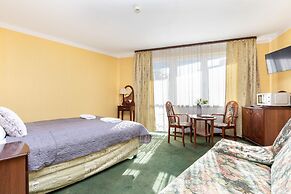 Apartamenty Awangardia Kasprowicza by Renters