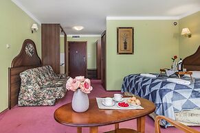 Apartamenty Awangardia Kasprowicza by Renters