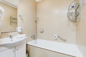 Apartamenty Awangardia Kasprowicza by Renters