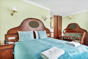 Apartamenty Awangardia Kasprowicza by Renters