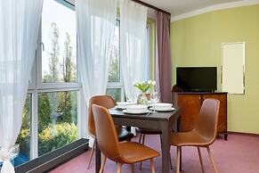 Apartamenty Awangardia Kasprowicza by Renters