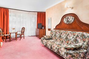 Apartamenty Awangardia Kasprowicza by Renters