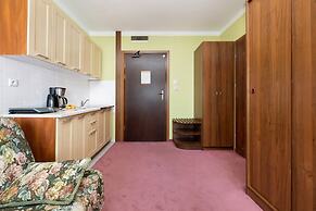 Apartamenty Awangardia Kasprowicza by Renters