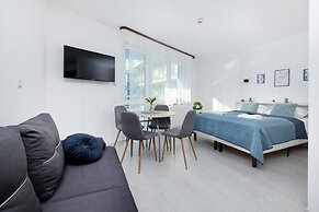 Apartamenty Awangardia Kasprowicza by Renters