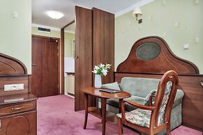 Apartamenty Awangardia Kasprowicza by Renters