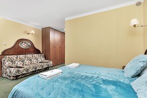 Apartamenty Awangardia Kasprowicza by Renters