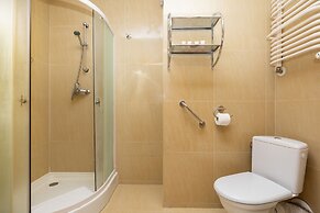 Apartamenty Awangardia Kasprowicza by Renters