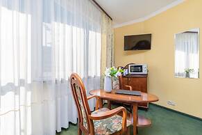 Apartamenty Awangardia Kasprowicza by Renters