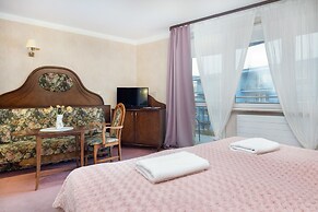 Apartamenty Awangardia Kasprowicza by Renters