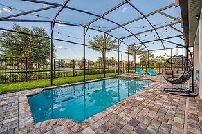 Elegant Brand New 9 Bedrooms House With Private Pool at Solara Resort 