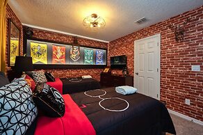 Elegant Brand New 9 Bedrooms House With Private Pool at Solara Resort 