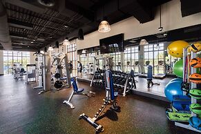 Elegant Brand New 9 Bedrooms House With Private Pool at Solara Resort 