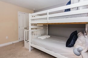 Lovely Vacation House With Private Pool at Solterra Resort (5349)