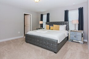 Lovely Vacation House With Private Pool at Solterra Resort (5349)