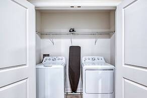 Gorgeous Brand New 7 Bedrooms House With Pool and Game Room at Champio