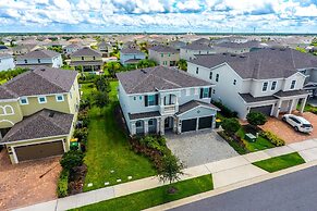 Amazing 5 Bedrooms House With Private Pool at Encore Resort (7711)