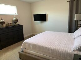 Amazing 5 Bedrooms House With Private Pool at Encore Resort (7711)