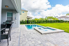 Amazing 5 Bedrooms House With Private Pool at Encore Resort (7711)