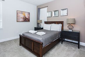 Amazing 5 Bedrooms House With Private Pool at Encore Resort (7711)