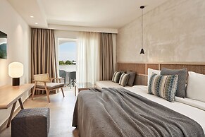 Atlantica Marmari Palace