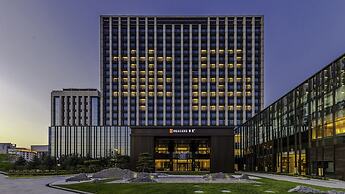 Hualuxe Beijing Xinan