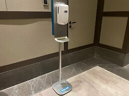 Hualuxe Beijing Xinan