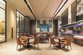 Hualuxe Beijing Xinan