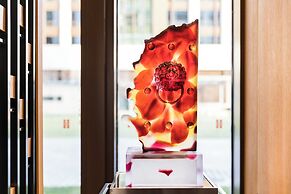 Hualuxe Beijing Xinan