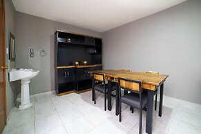 Capital O Hotel Diez