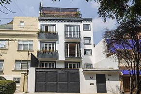 Caravansaro Goldsmith