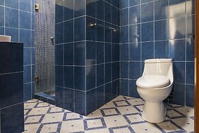 Caravansaro Goldsmith