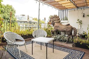 Caravansaro Goldsmith