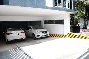 Caravansaro Goldsmith