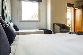 Caravansaro Goldsmith